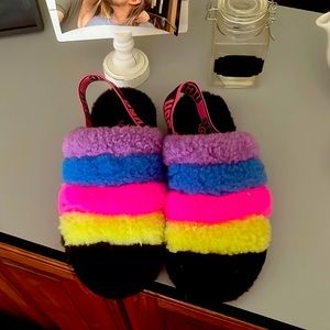 Size 6 gently used!!